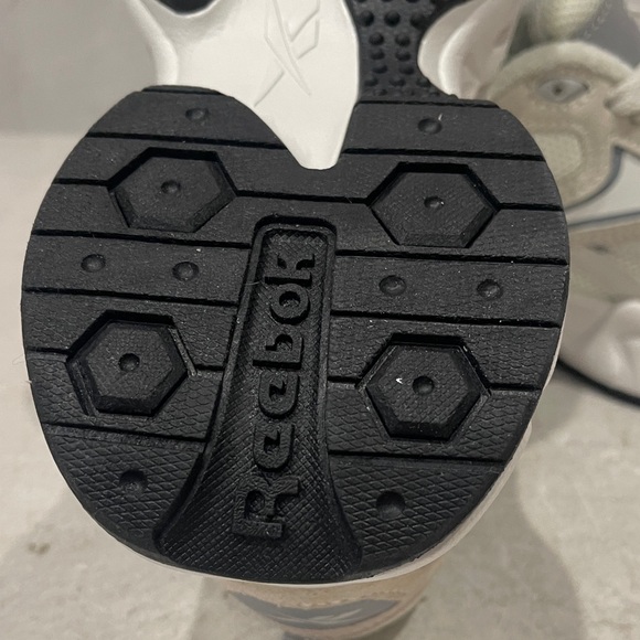 Reebok Women's Gray and White Sneakers - Picture 3 of 8